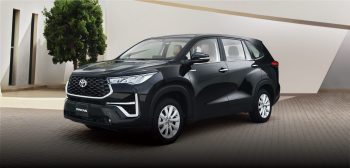 TOYOTA Innova 2024