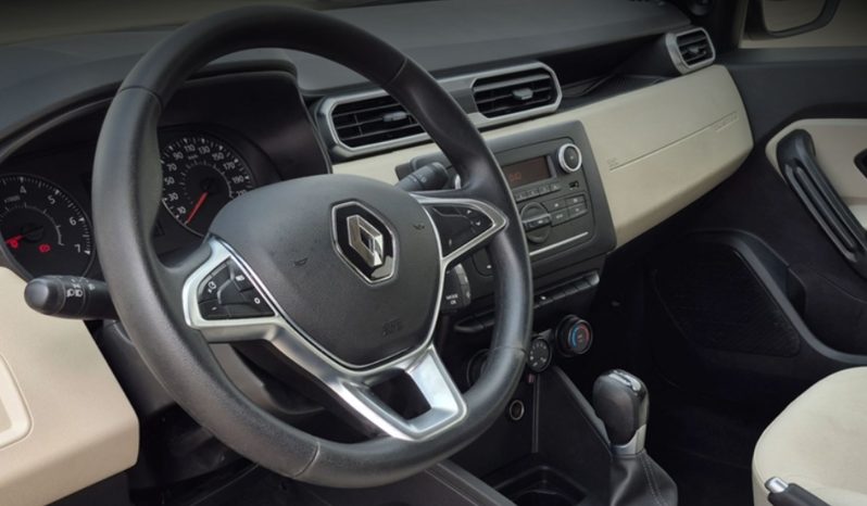 
								Renault Duster PE 1.6L 2025 full									