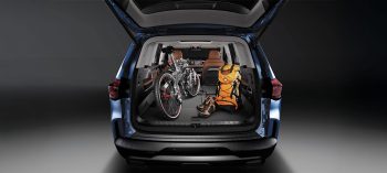 Maxus D90 Gasoline 2.0T 6AT 4WD 7-Seat  Executive 2023